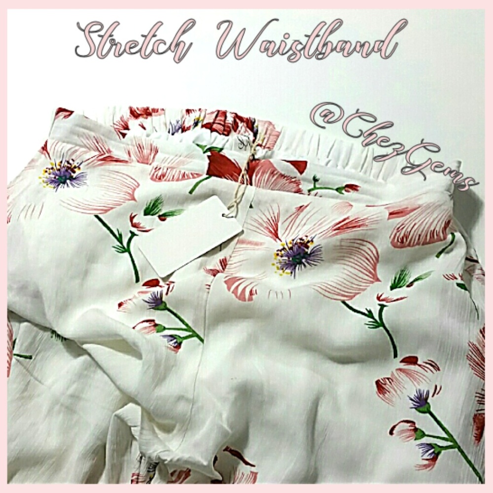 ❤HOST PICK❤ White floral palazzo pants NWT S M L - Picture 4 of 7